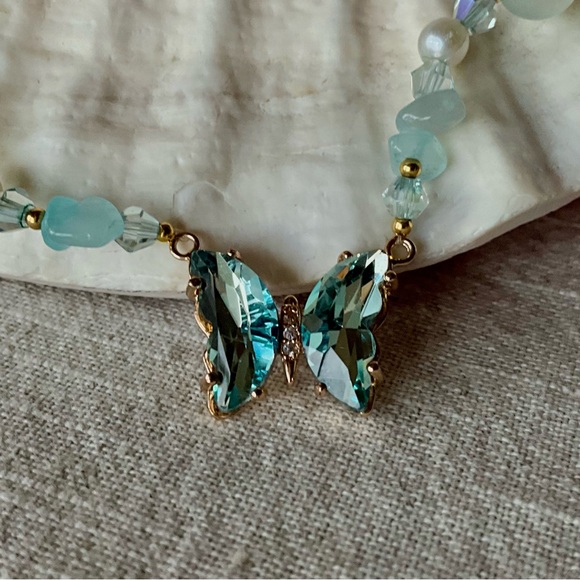 BLUE Heart and Butterfly Necklaces with natural stones - Picture 6 of 11